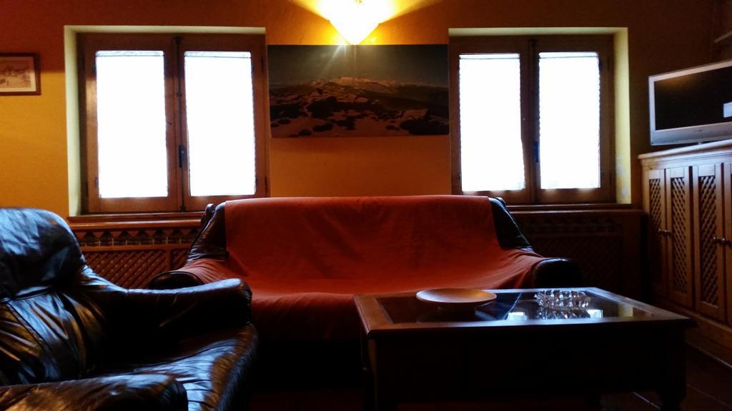 Casa Rural El Casillo Del Abuelo Goyo Guest House Navarredonda de Gredos Ngoại thất bức ảnh