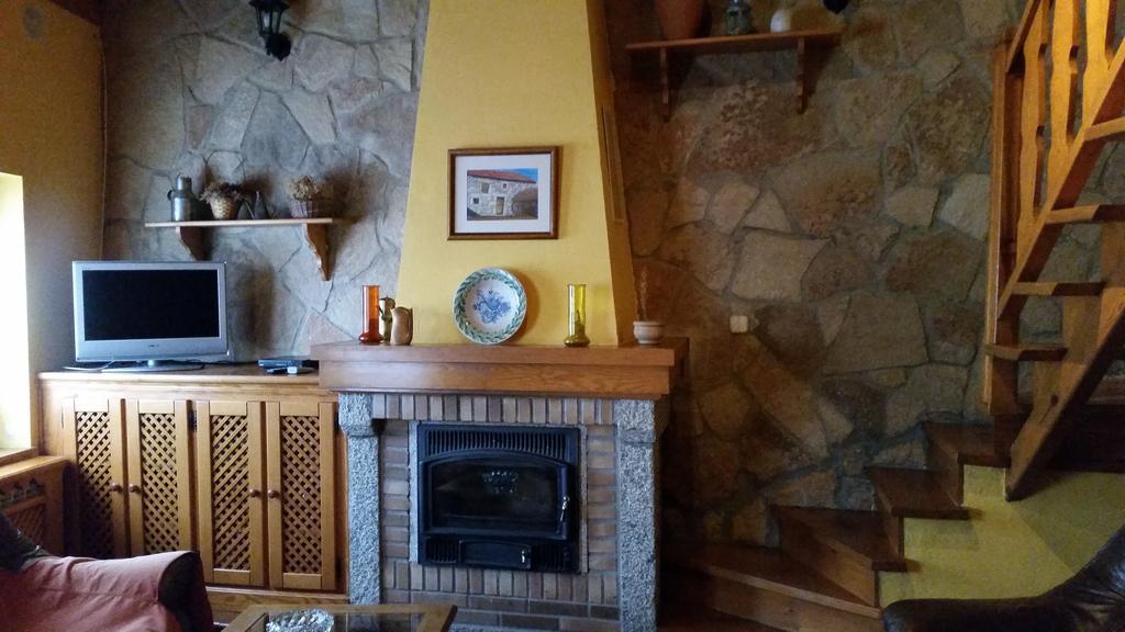 Casa Rural El Casillo Del Abuelo Goyo Guest House Navarredonda de Gredos Ngoại thất bức ảnh